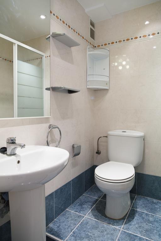 Uhc Rhin-Danubio Apartments ซาลอว์ ภายนอก รูปภาพ